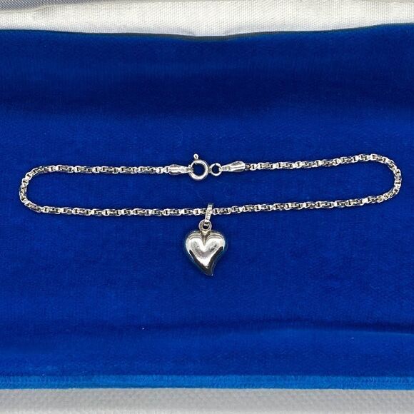 Jewelry - 💛 925 Puffy Heart Vintage Bracelet